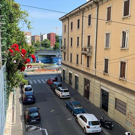Bright & Spacious Apartment Near Navigli - Ponti Milano Eksteriør billede