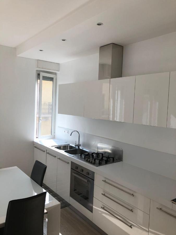 Bright & Spacious Apartment Near Navigli - Ponti Milano Eksteriør billede