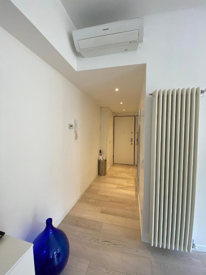 Bright & Spacious Apartment Near Navigli - Ponti Milano Eksteriør billede