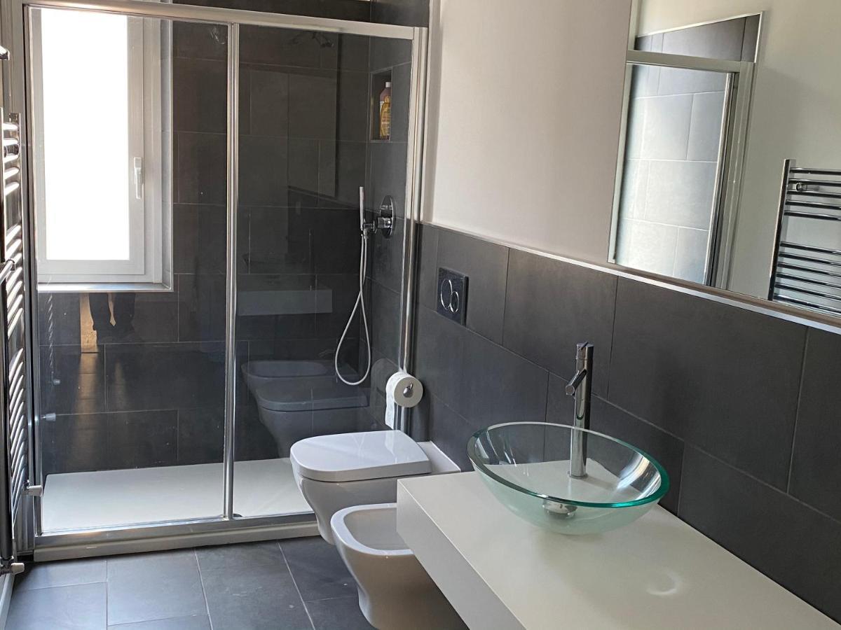 Bright & Spacious Apartment Near Navigli - Ponti Milano Eksteriør billede