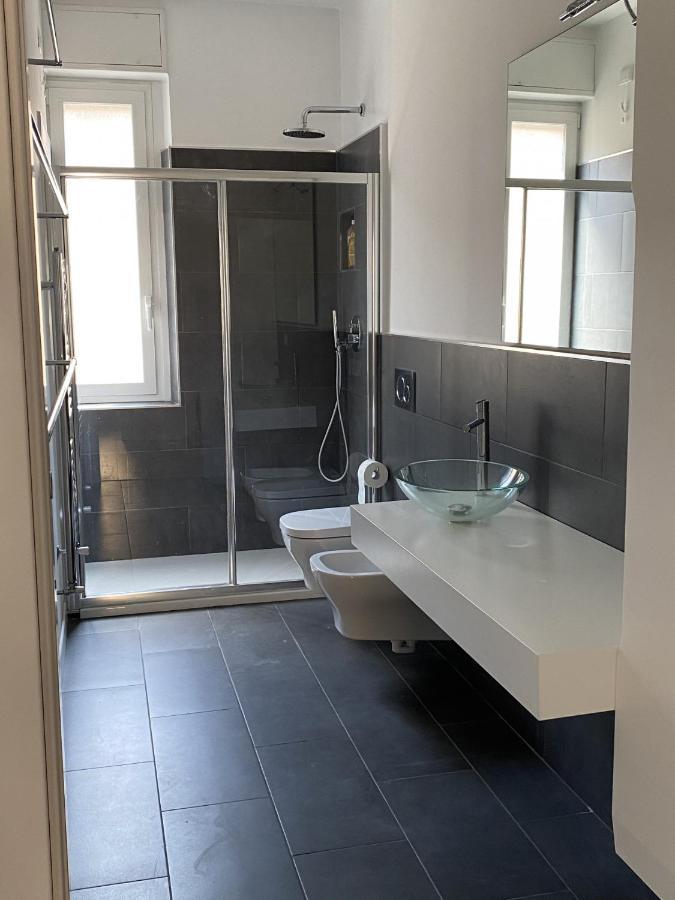 Bright & Spacious Apartment Near Navigli - Ponti Milano Eksteriør billede