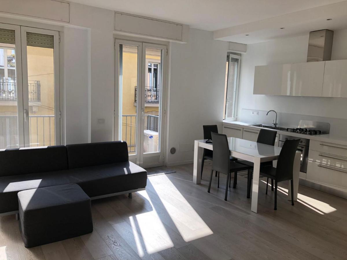 Bright & Spacious Apartment Near Navigli - Ponti Milano Eksteriør billede