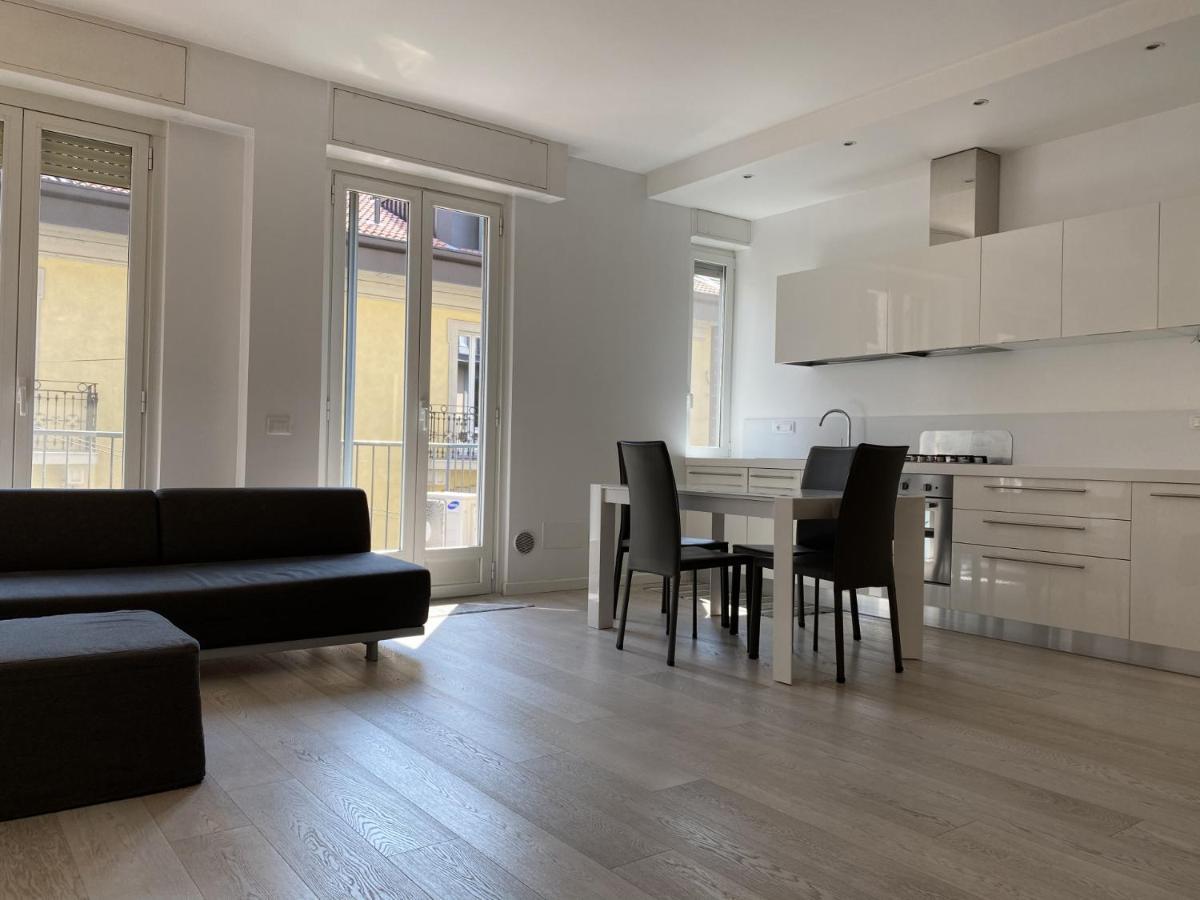 Bright & Spacious Apartment Near Navigli - Ponti Milano Eksteriør billede